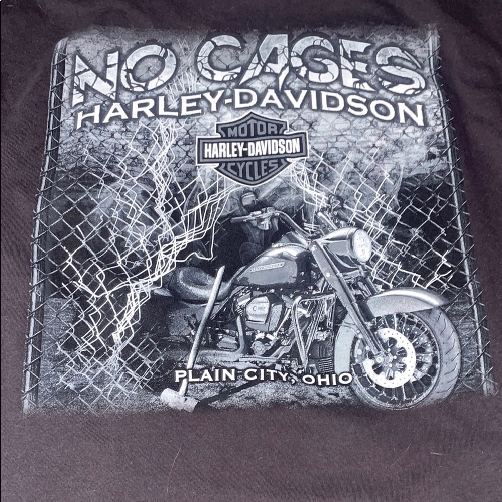 Harley-Davidson Gray and Black Short Sleeve Tees pair of shirts, size XL - Picture 7 of 7